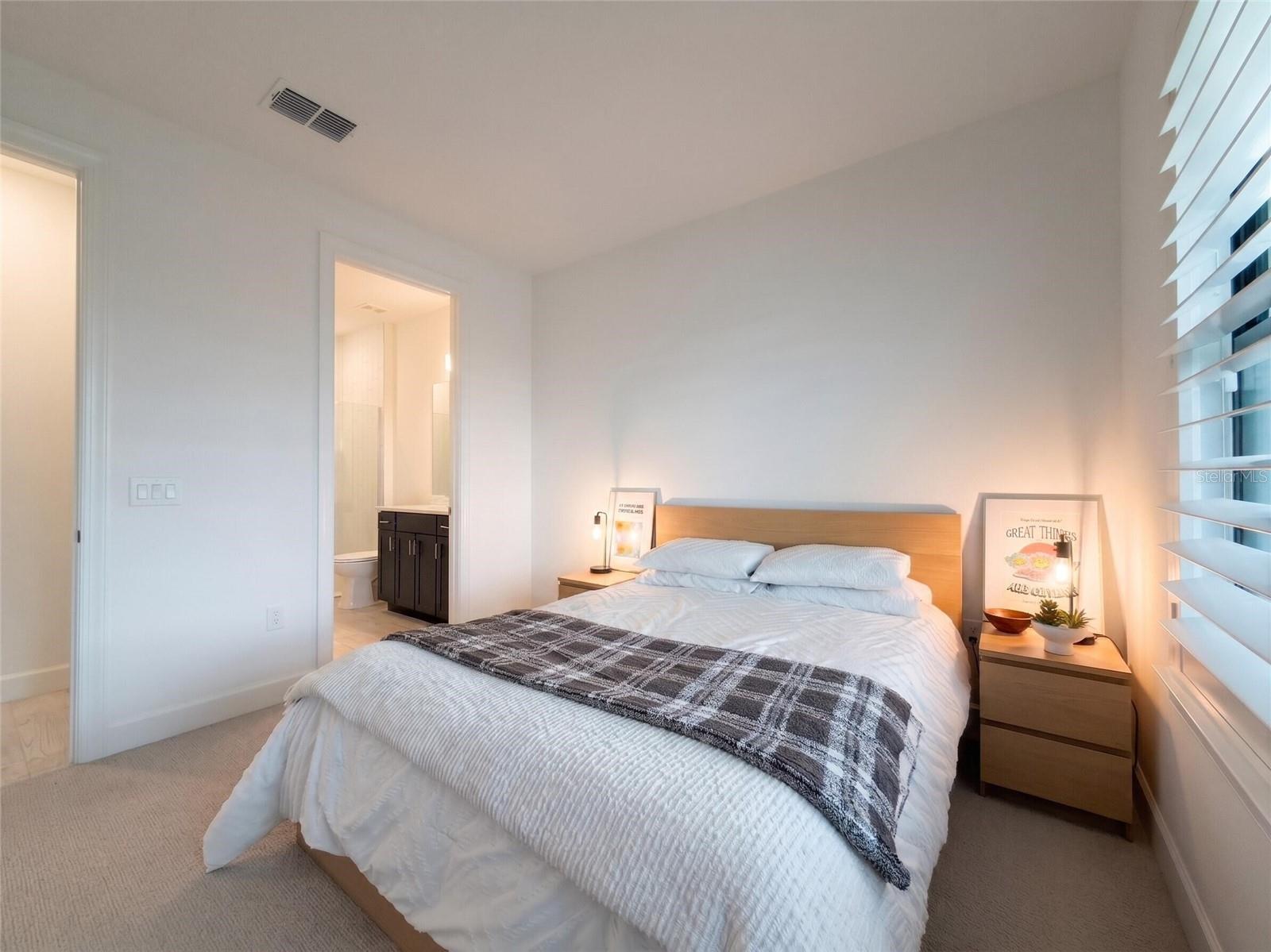 SAPPHIRE POINT PH IIIB - Residential