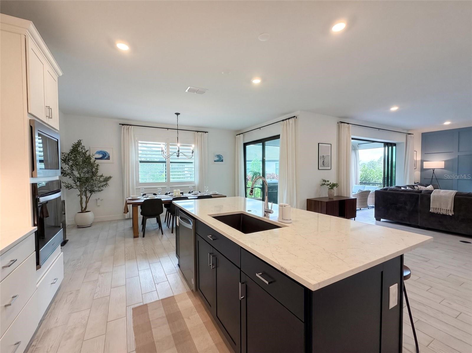 SAPPHIRE POINT PH IIIB - Residential