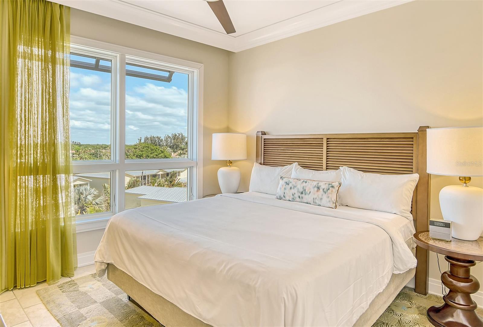 SIESTA KEY BEACH RESIDENCES - Residential