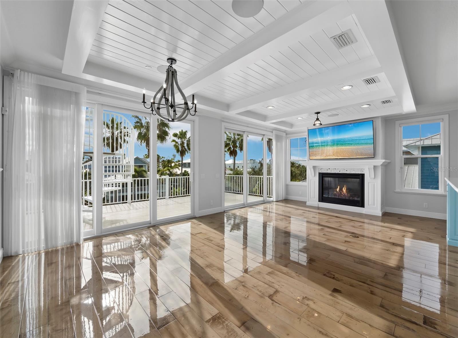CONRAD BEACH - Residential