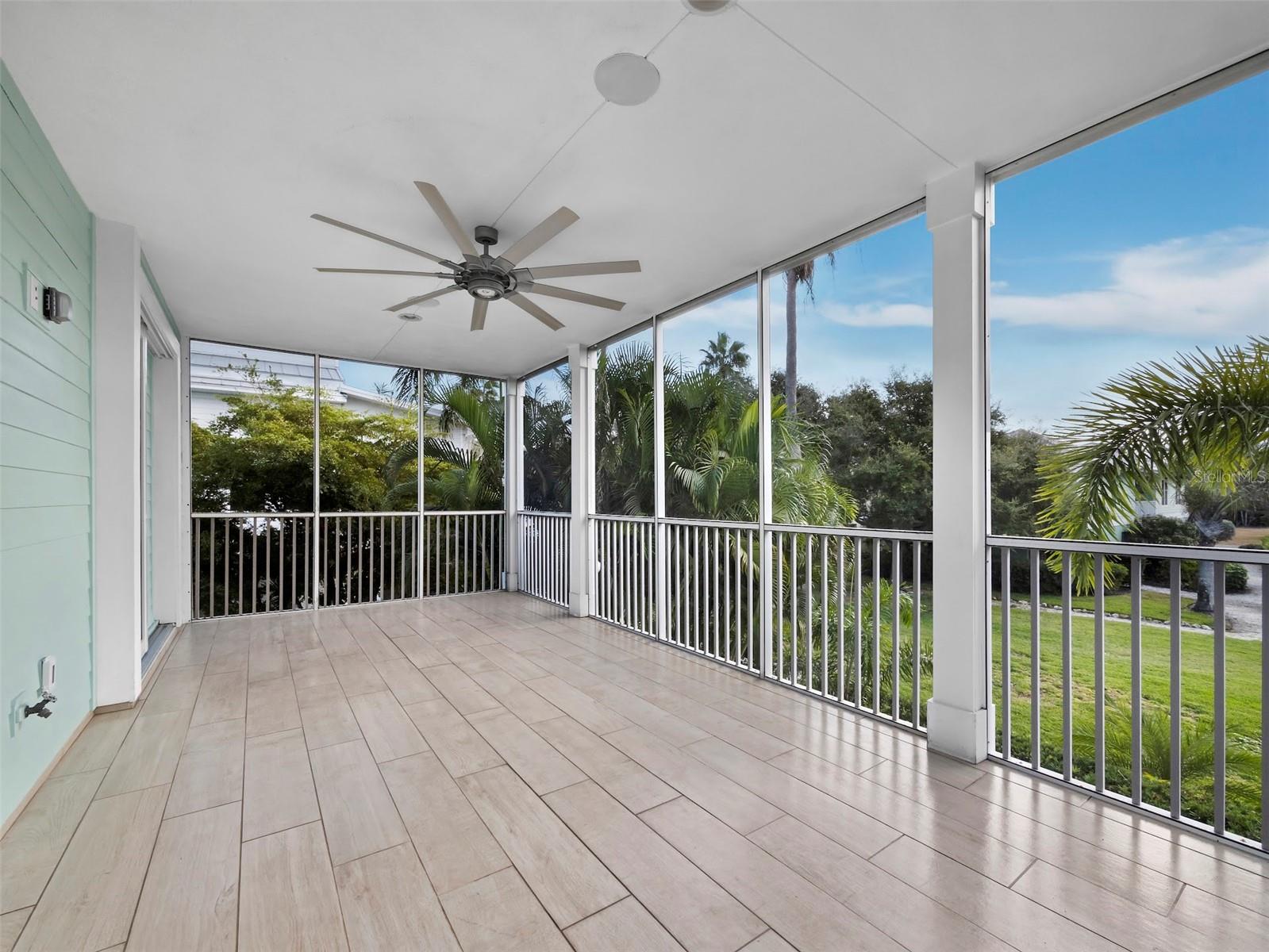 CONRAD BEACH - Residential