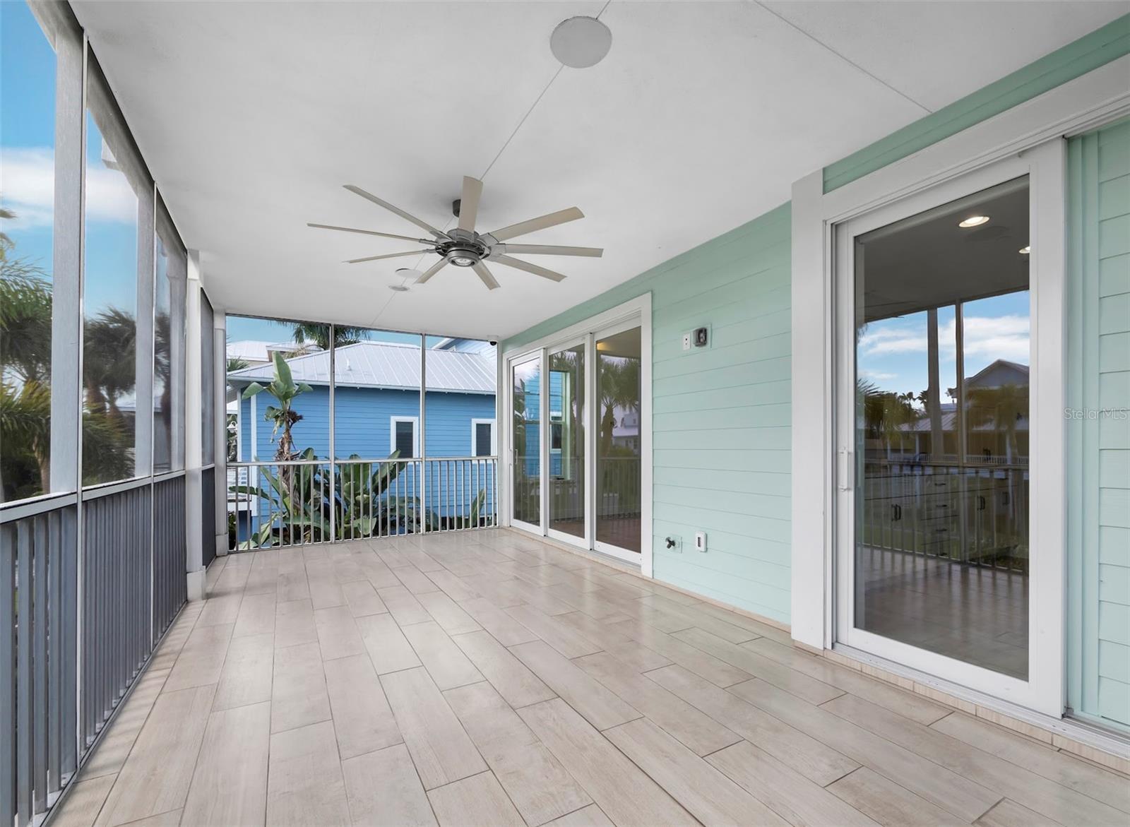 CONRAD BEACH - Residential