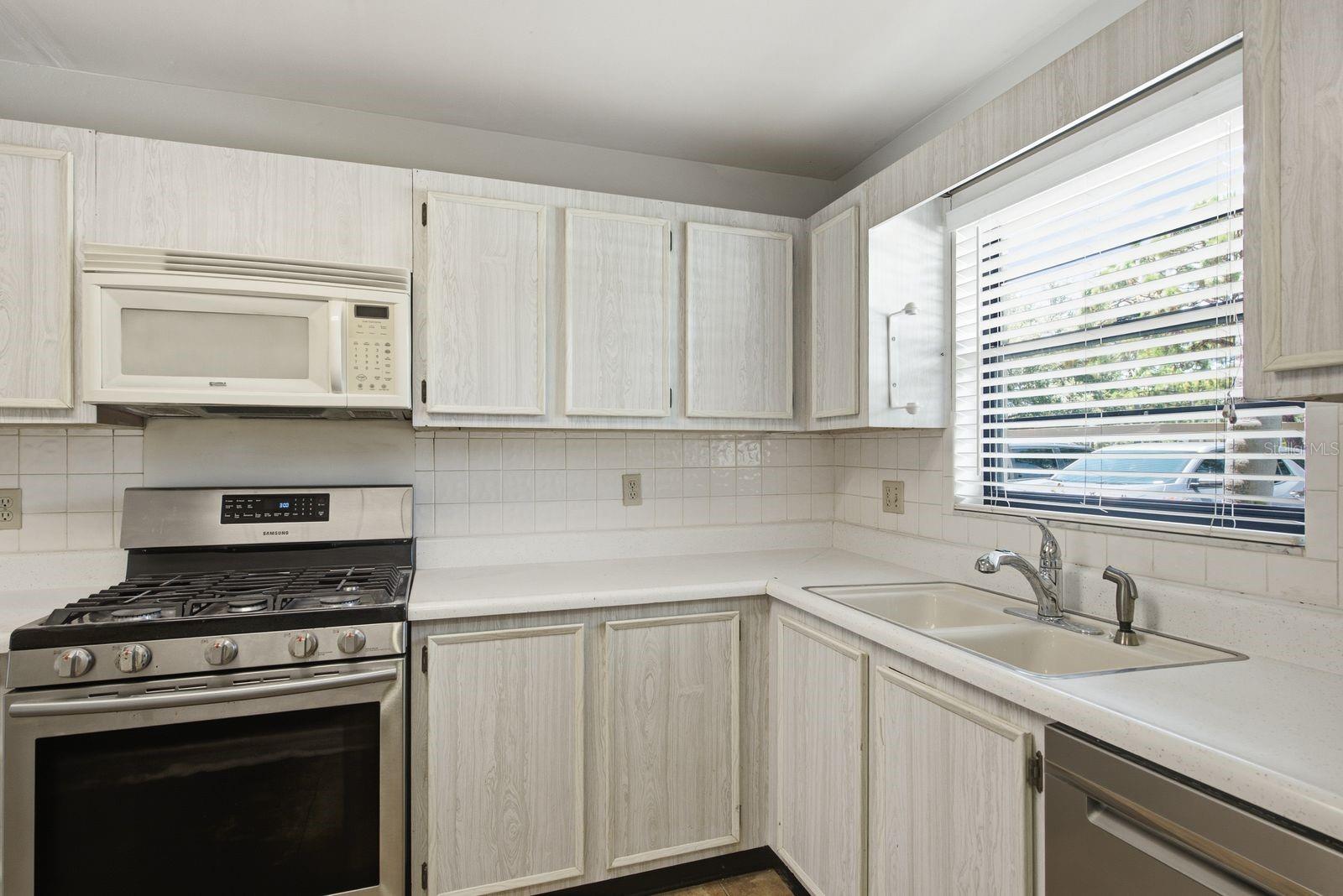 TERRACE PARK OF FIVE TOWNS - Residential
