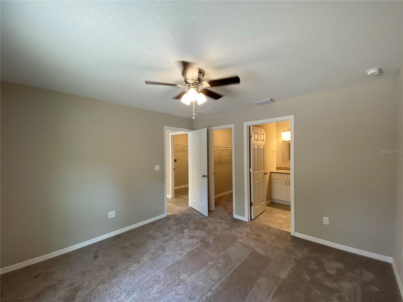 MARION OAKS UN 04 - Residential Lease
