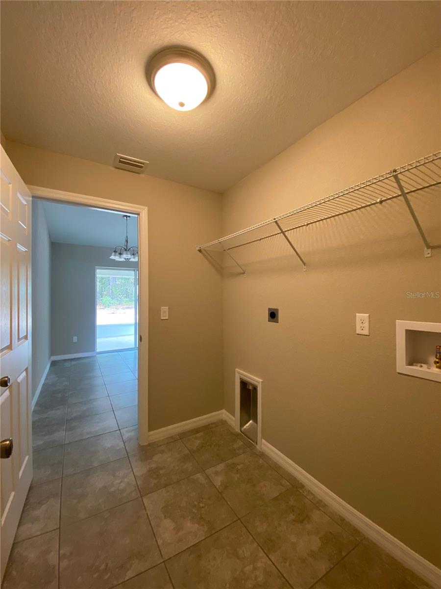 MARION OAKS UN 04 - Residential Lease