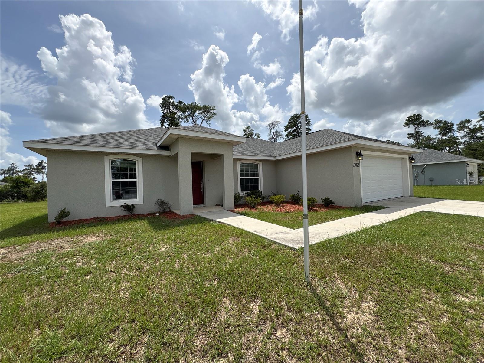 MARION OAKS UN 04 - Residential Lease
