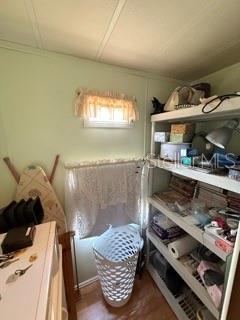 HOLIDAY TRAVEL PARK ENGLEWOOD - Residential