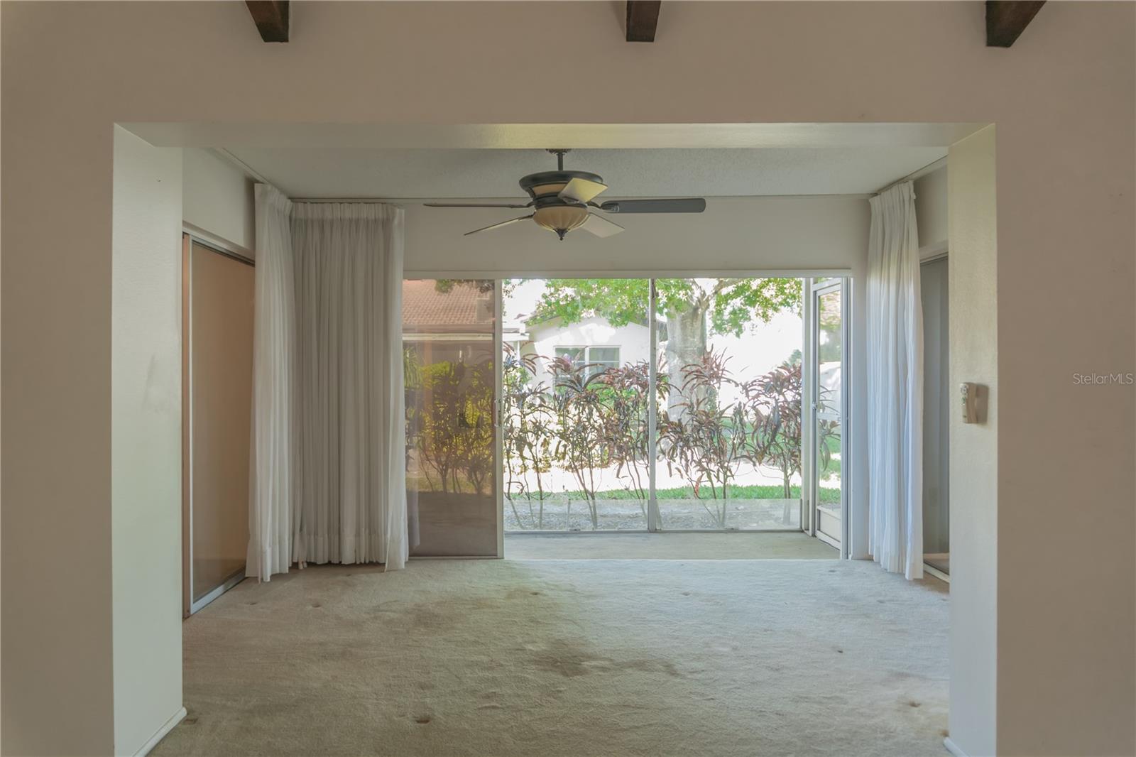 VILLAGE PLAZA SEC 4 - Residential