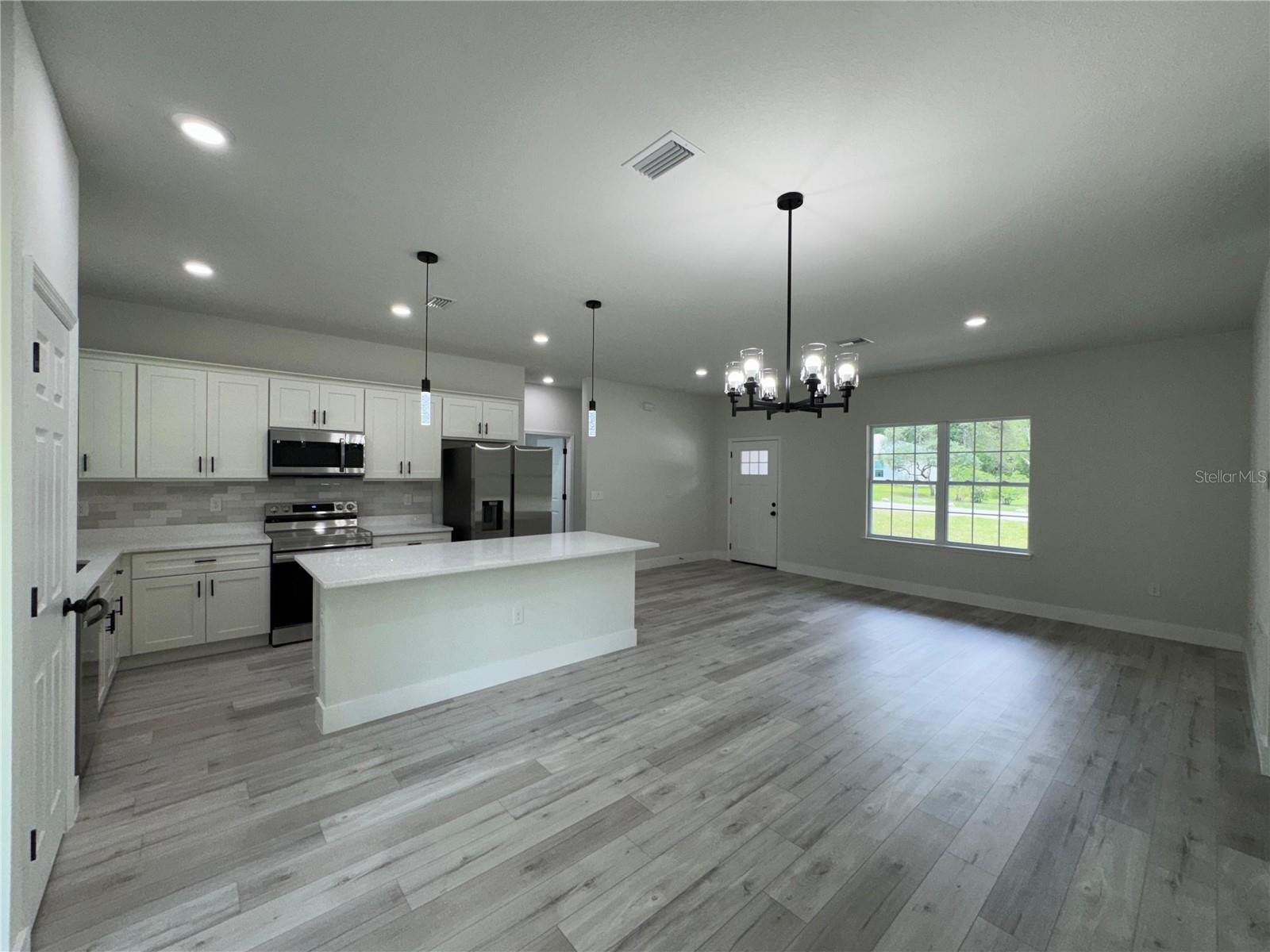 CITRUS SPGS UNIT 21 - Residential