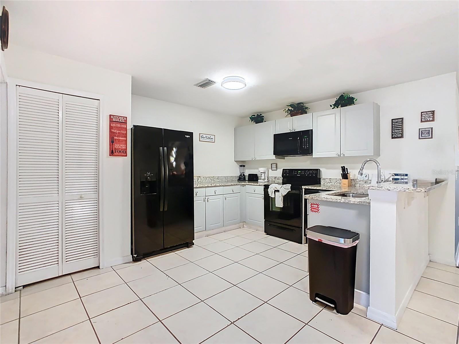CLUB CORTILE CONDO PH 5 - Residential