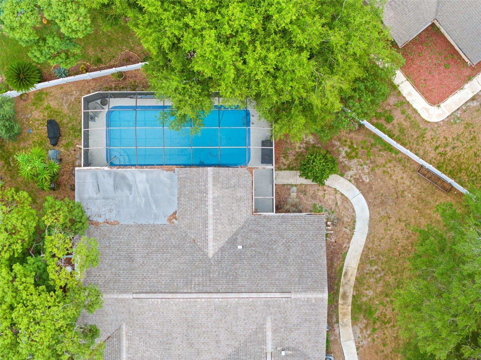 SHADOW LAKES - Residential