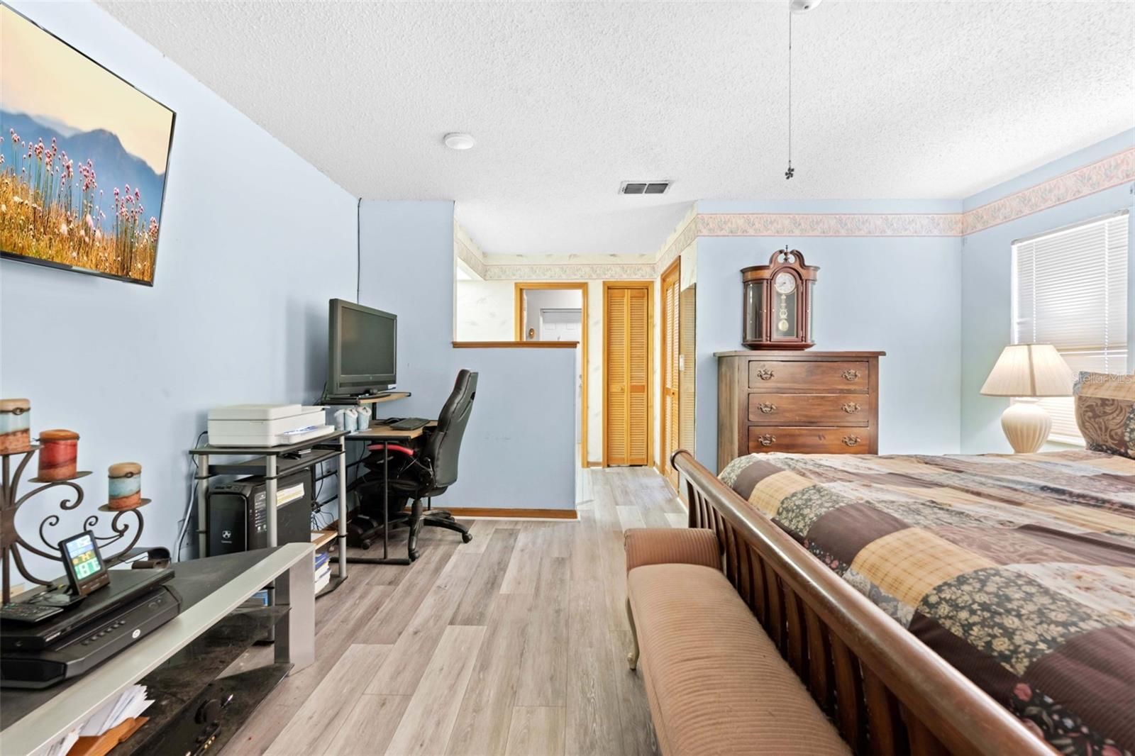 SHADOW LAKES - Residential