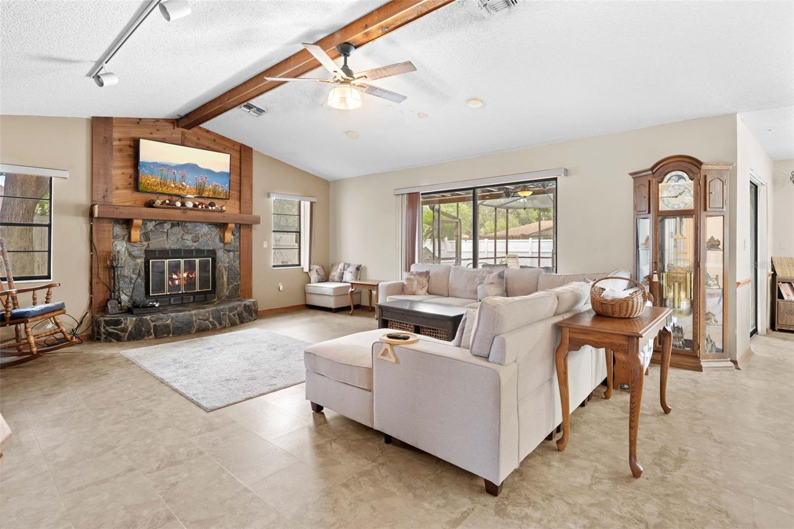 SHADOW LAKES - Residential
