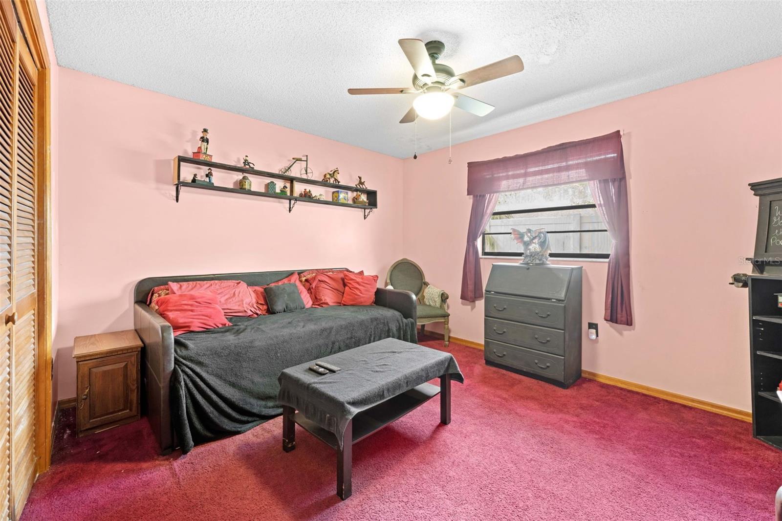 SHADOW LAKES - Residential