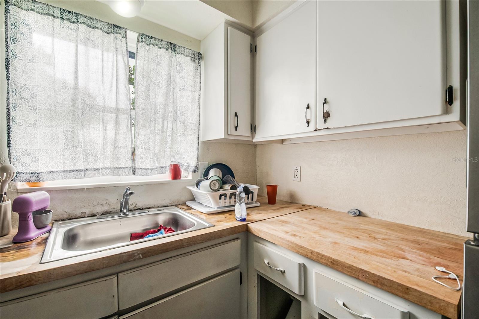 LAKE MANN SHORES - Residential