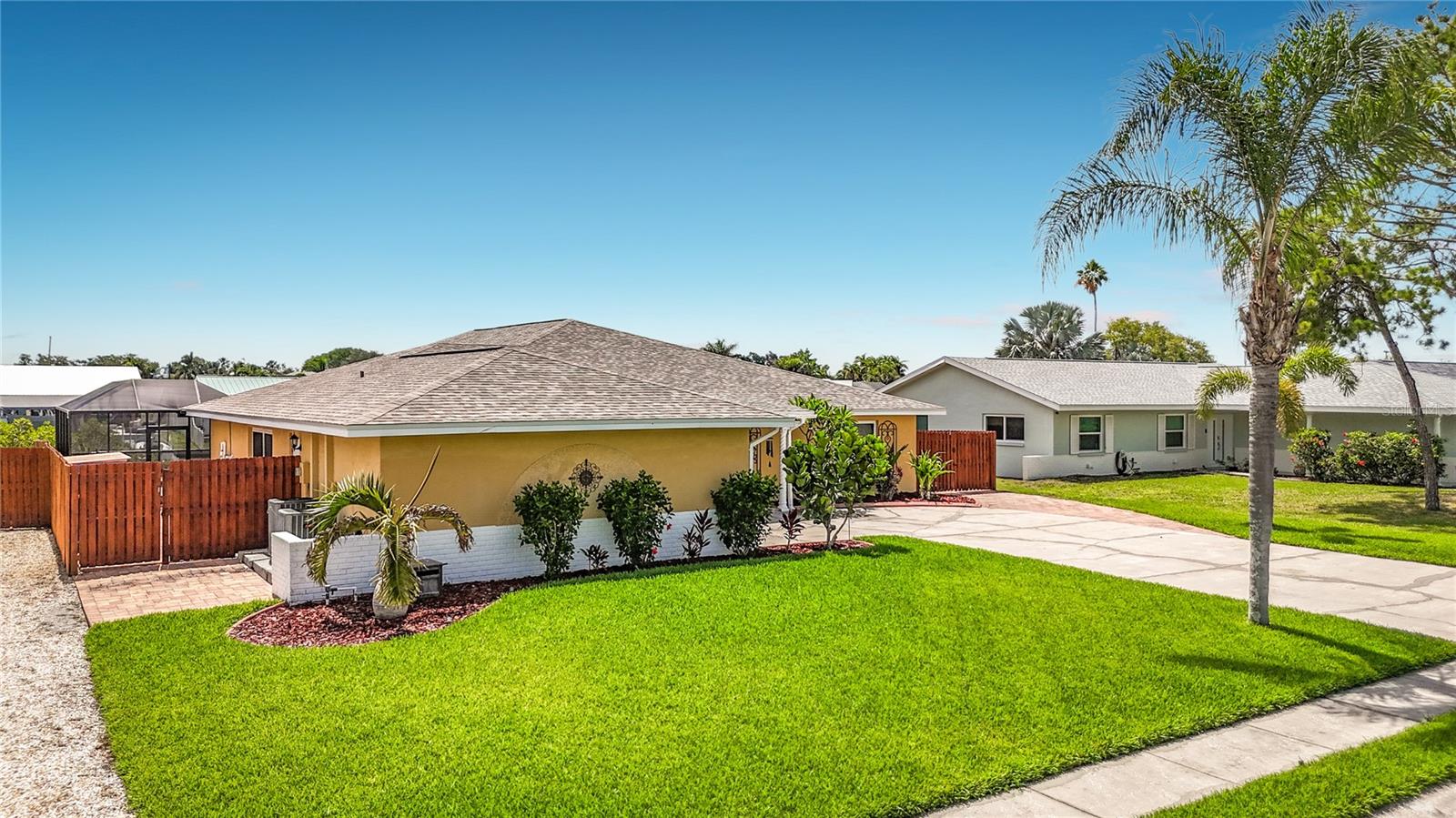 SABAL KEY UNIT 2 - Residential