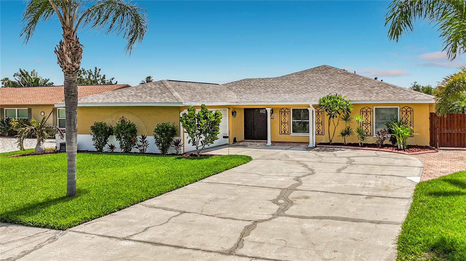 SABAL KEY UNIT 2 - Residential