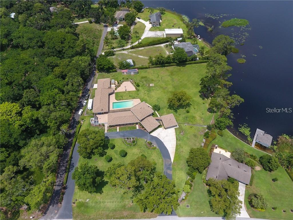 LAKE TALMADGE LAKE FRONT - Residential