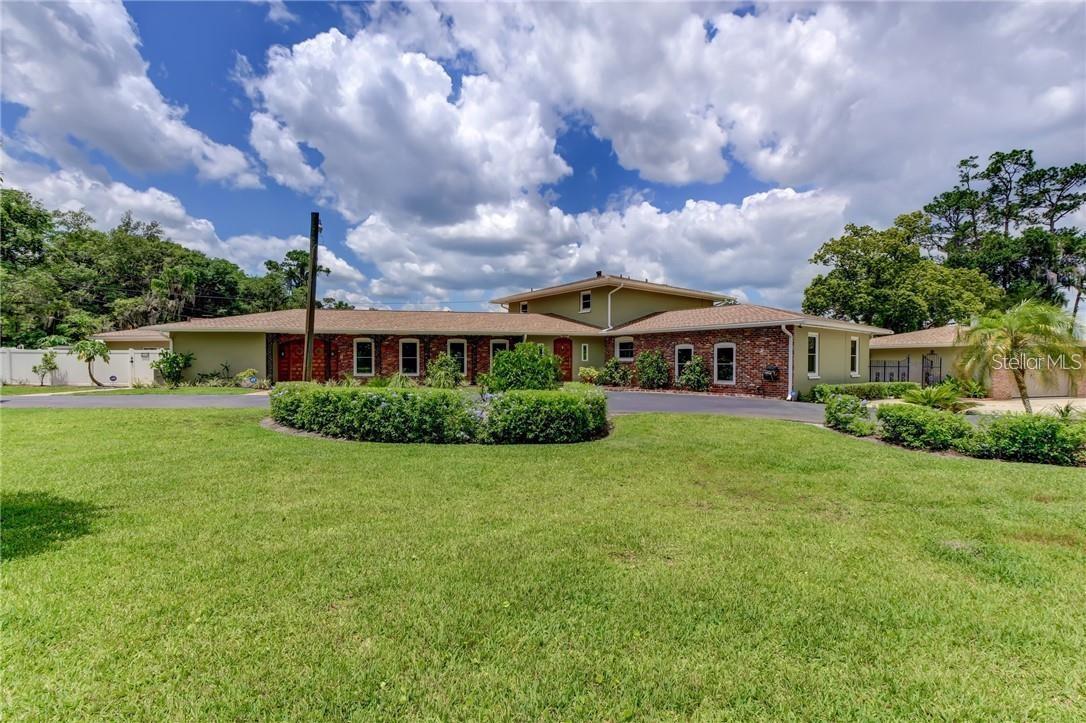 LAKE TALMADGE LAKE FRONT - Residential