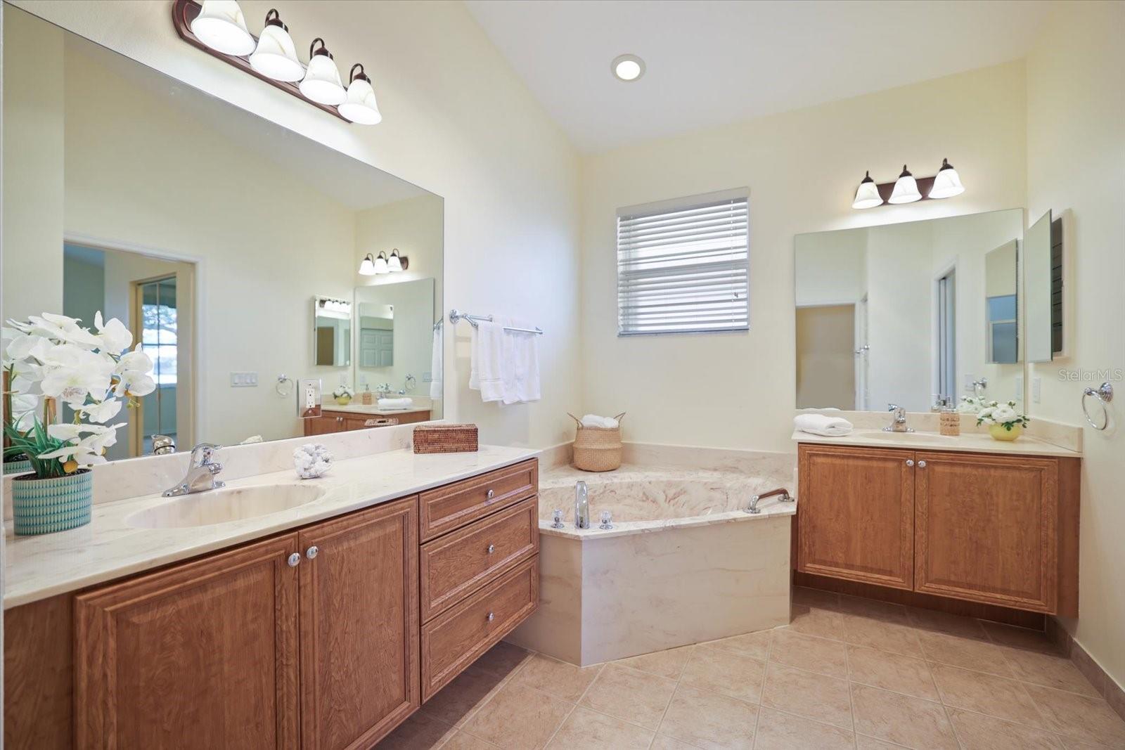 CASCADES AT SARASOTA PH IIIA - Residential