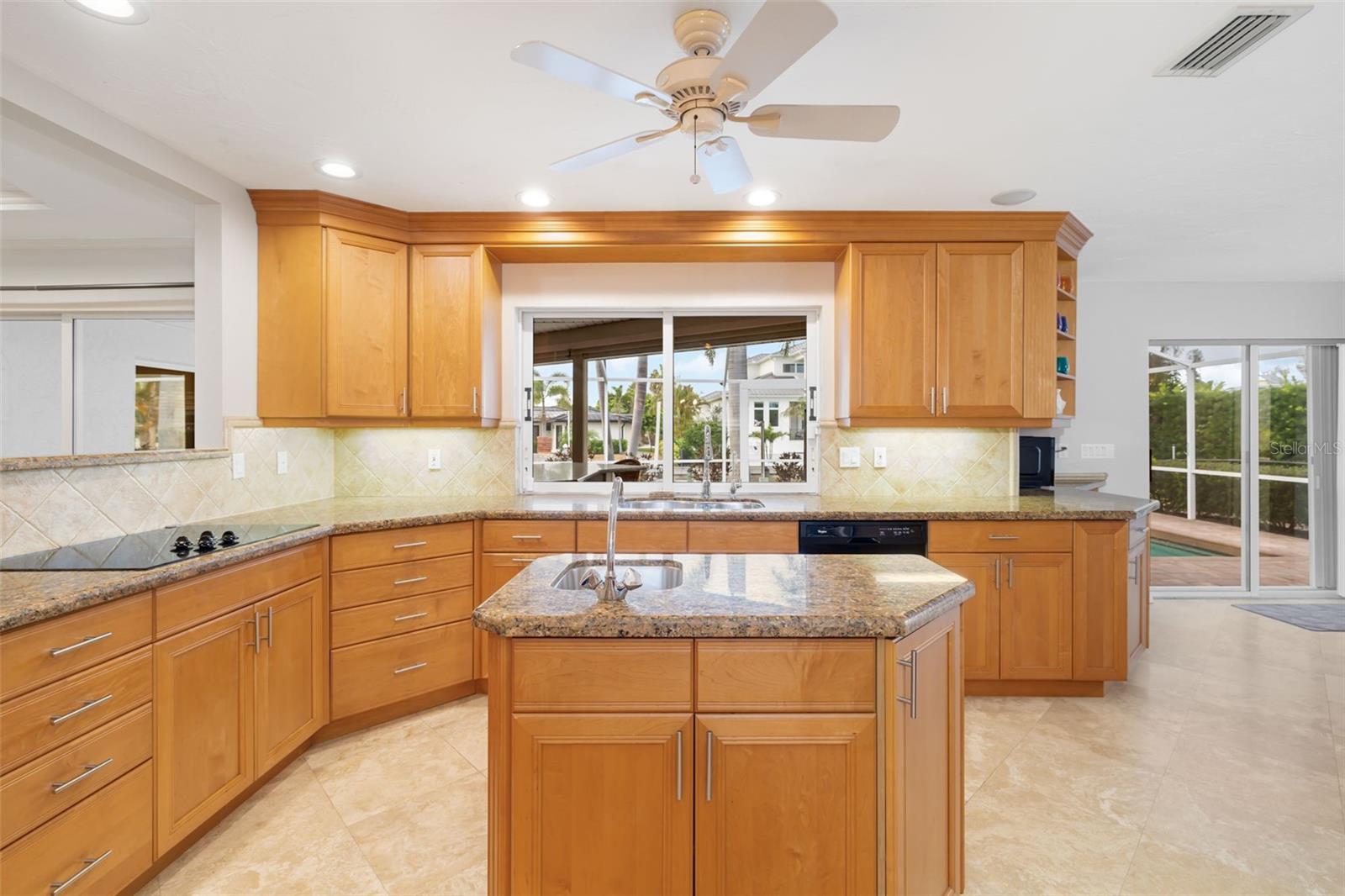 SIESTAS BAYSIDE WATERSIDE EAST REP LTS 18 & 19 - Residential