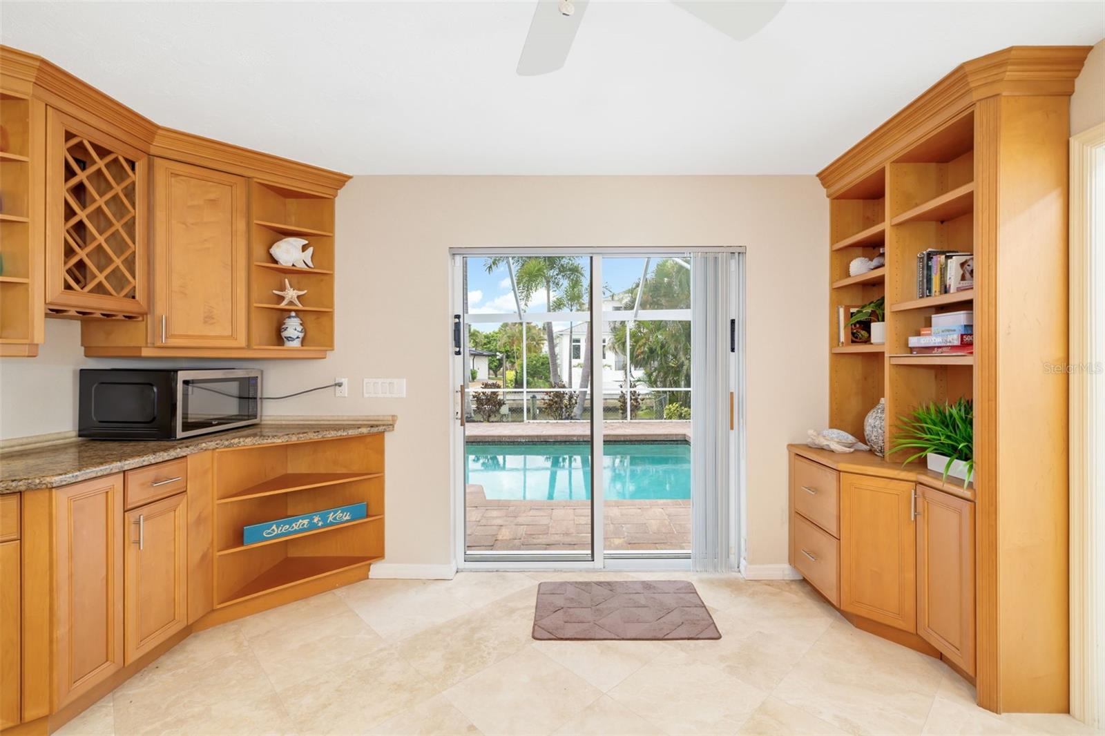 SIESTAS BAYSIDE WATERSIDE EAST REP LTS 18 & 19 - Residential