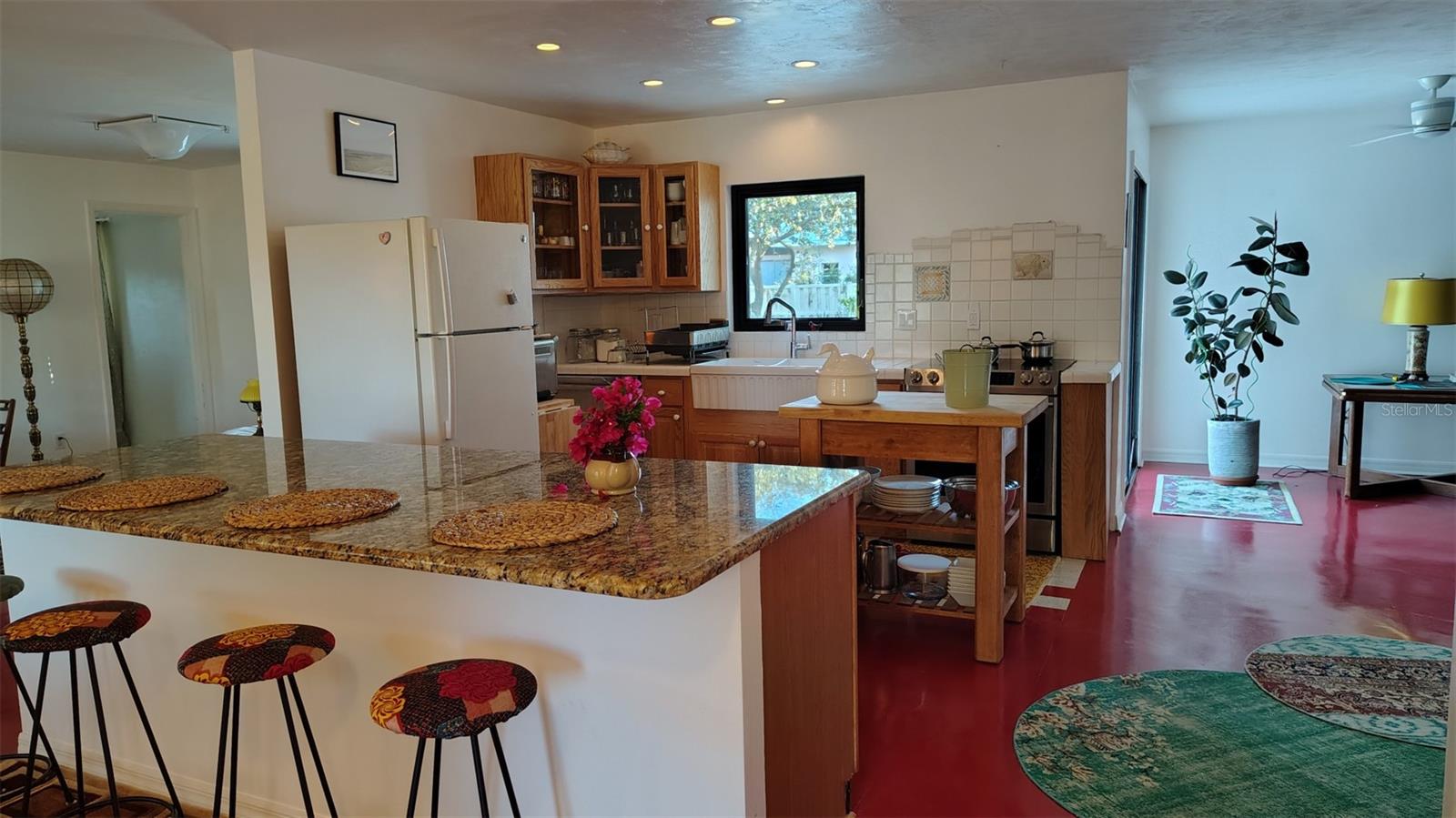 OCEANSIDE VILLAGE - Residential