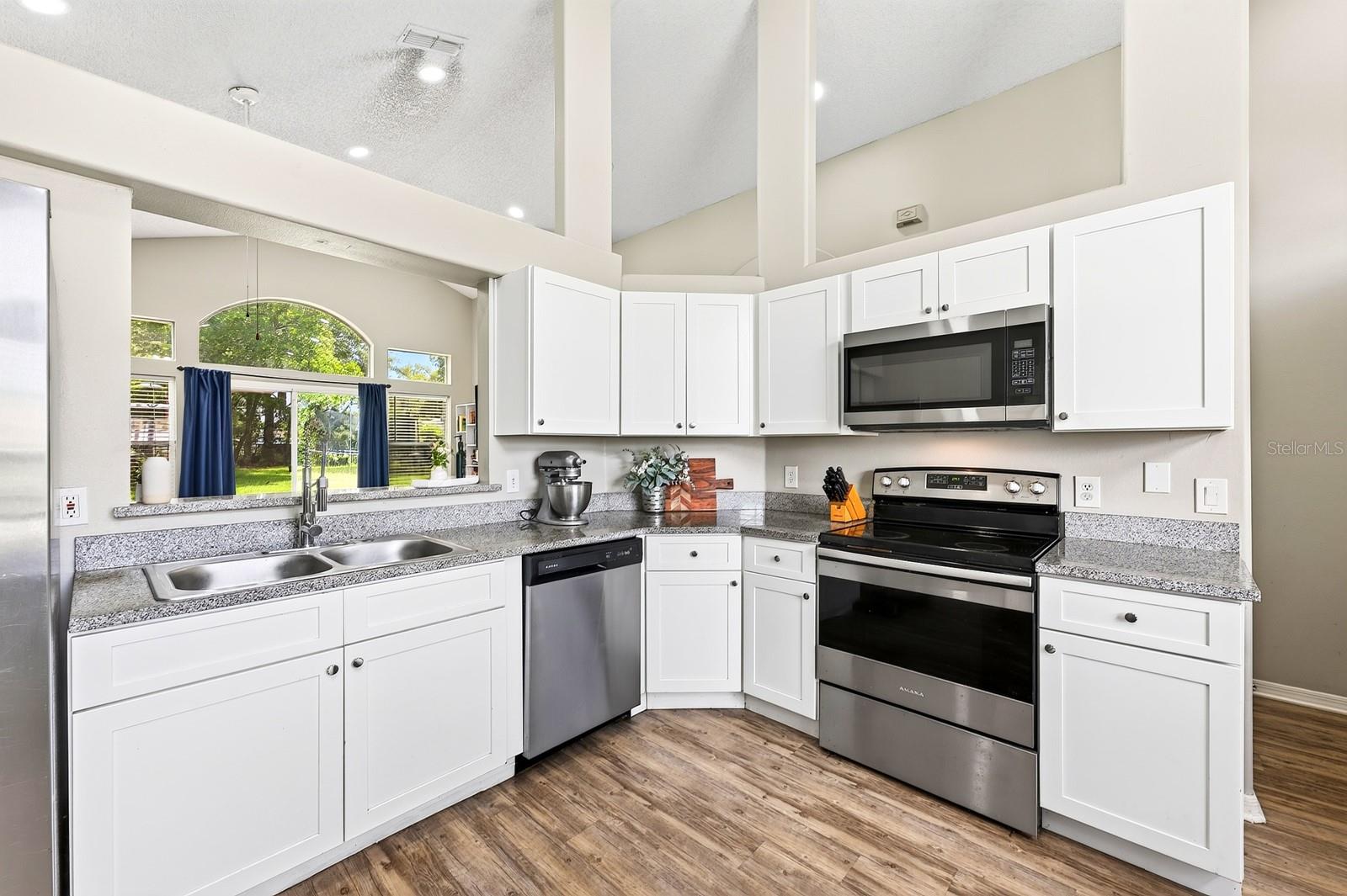 DELTONA LAKES UNIT 33 - Residential