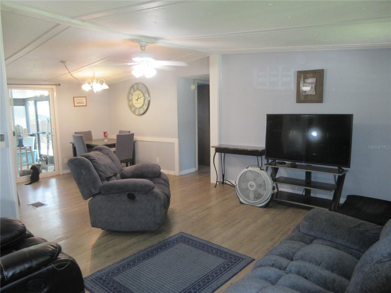 SILVER SPGS VILLAGE - Residential