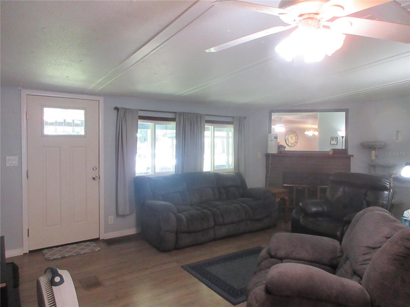 SILVER SPGS VILLAGE - Residential
