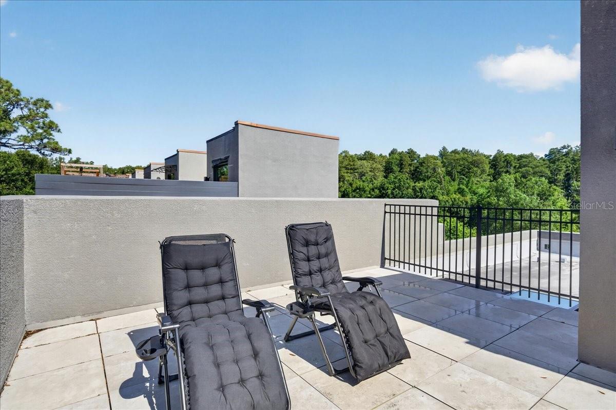 CARROLLWOOD CROSSINGS 2 - Residential