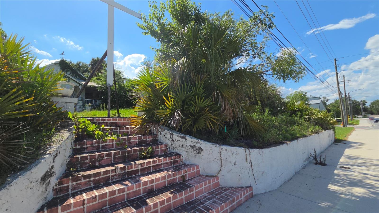 ROGERS DELAND - Residential