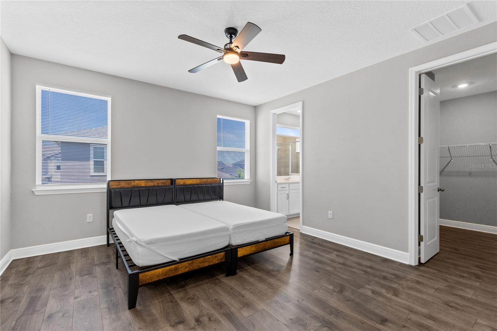 LAUREATE PARK - Residential Lease