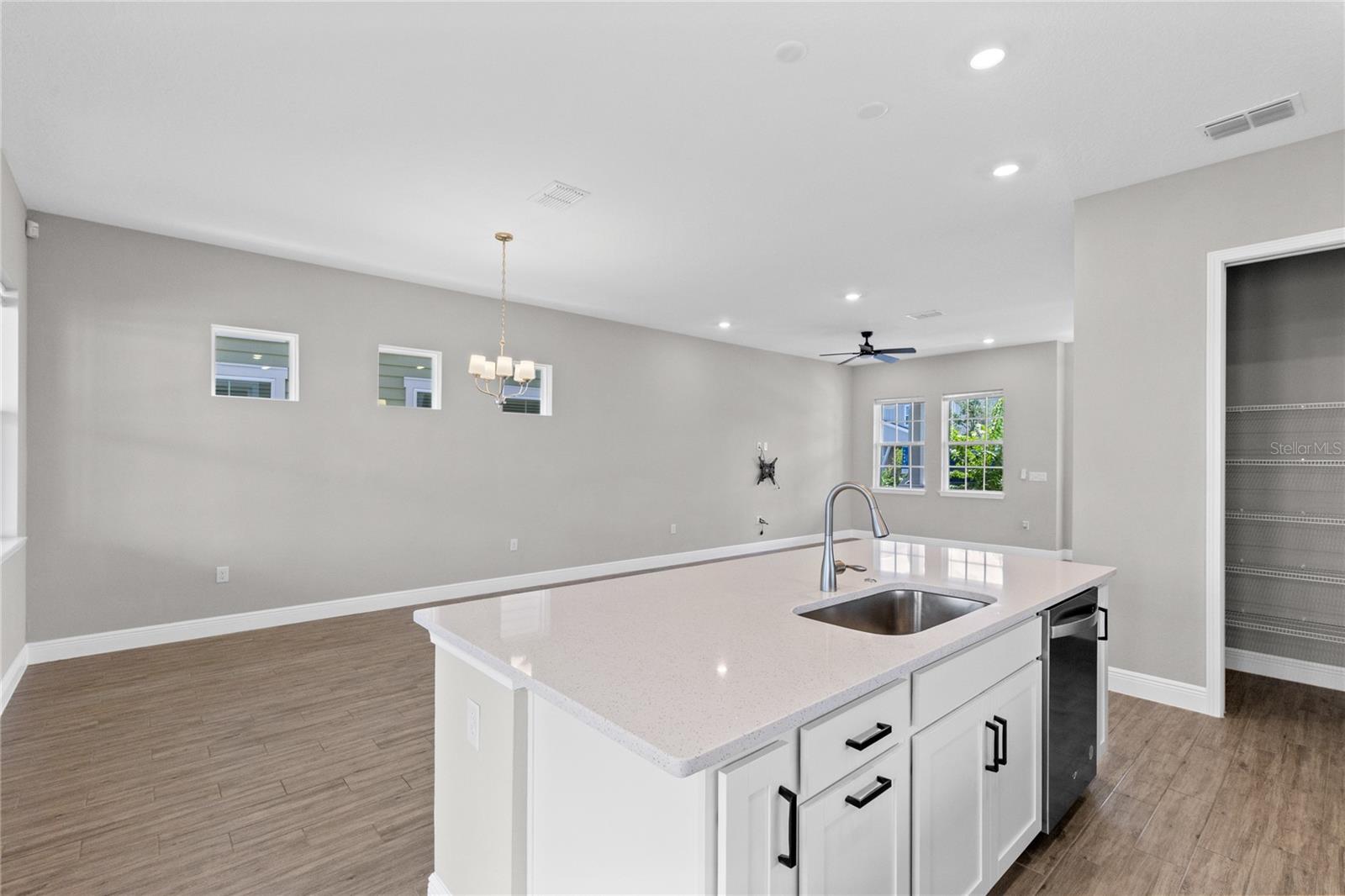 LAUREATE PARK - Residential Lease
