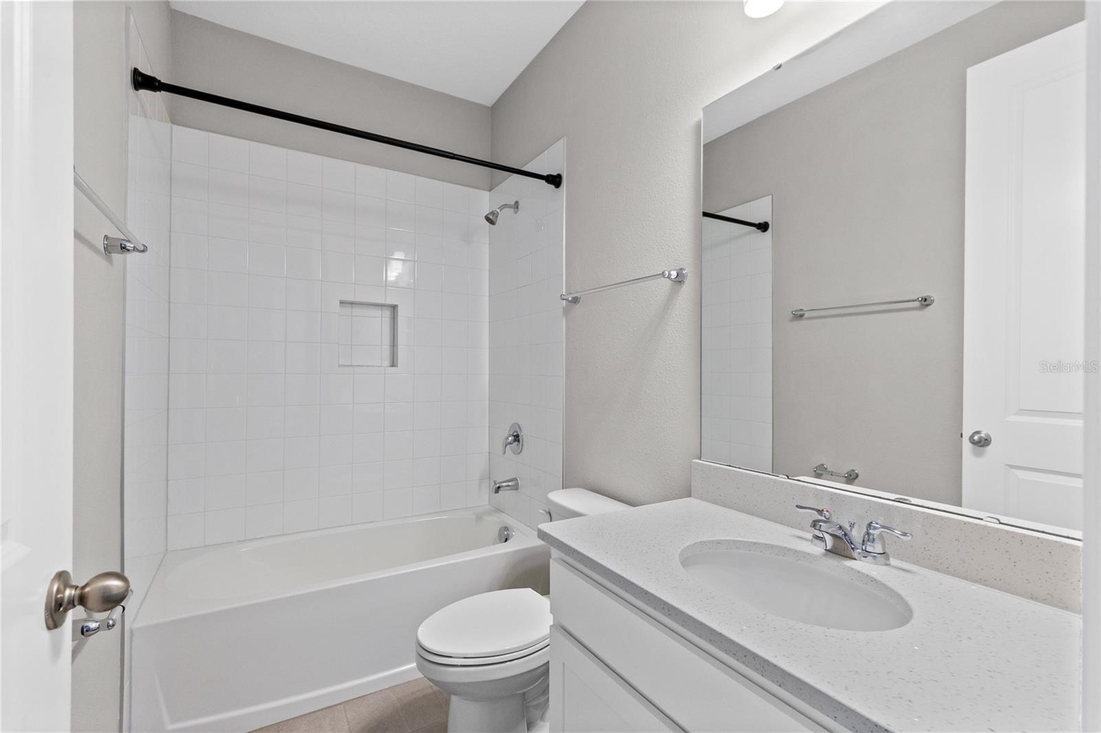 LAUREATE PARK - Residential Lease