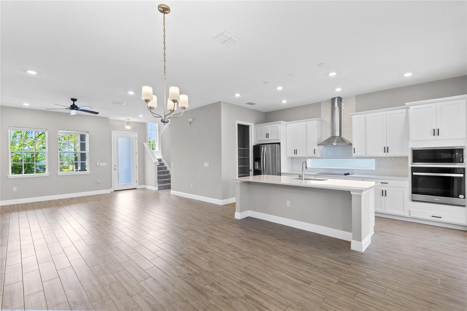 LAUREATE PARK - Residential Lease
