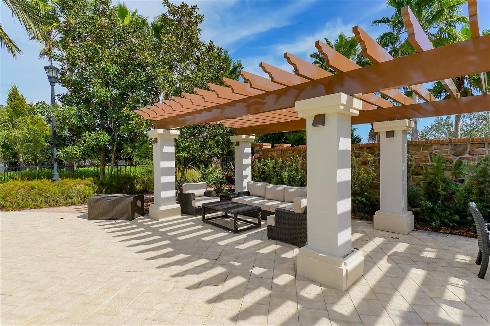 LAKE CLUB PH I - Residential