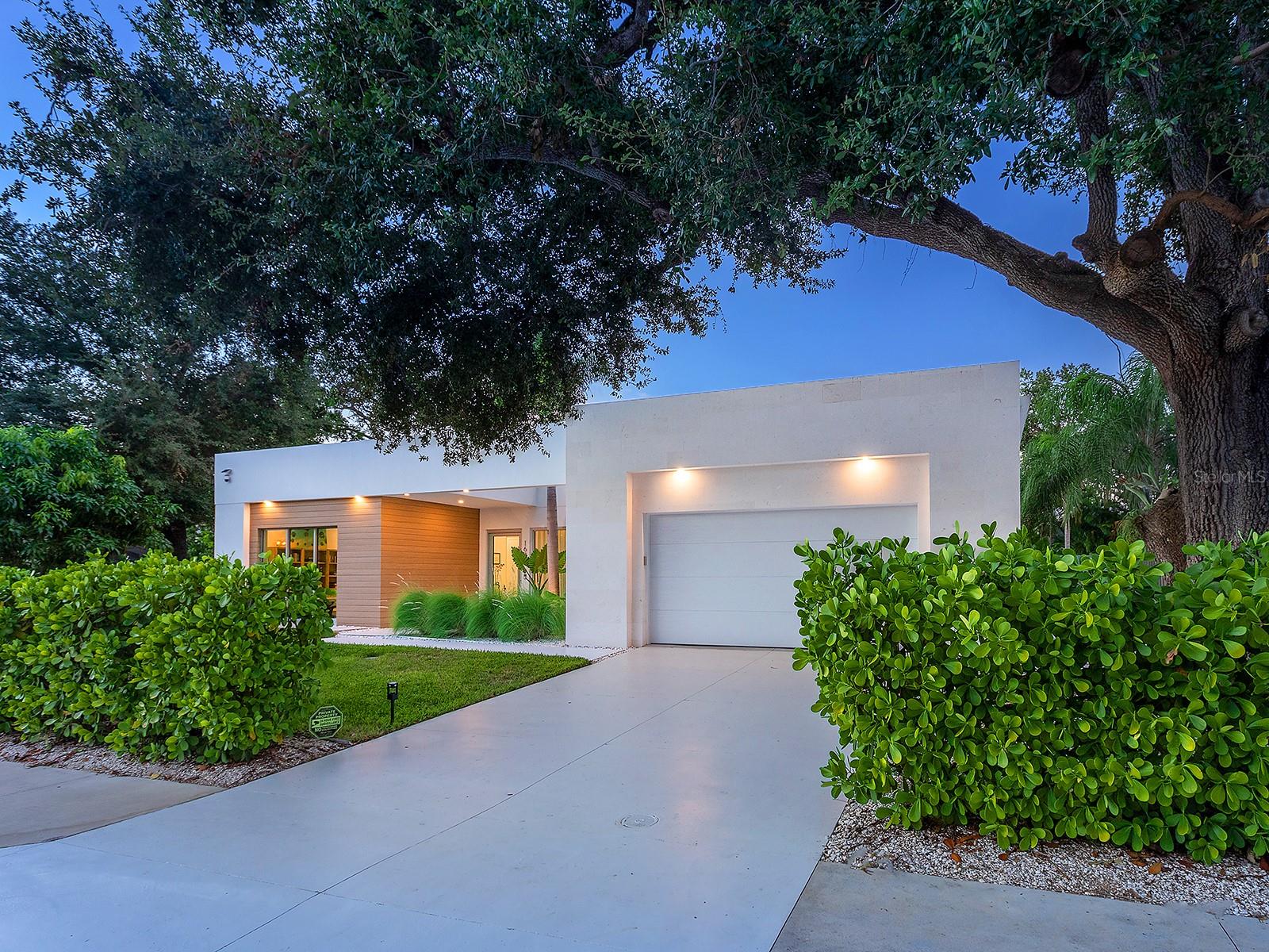 WEST OF TRAIL - Residential