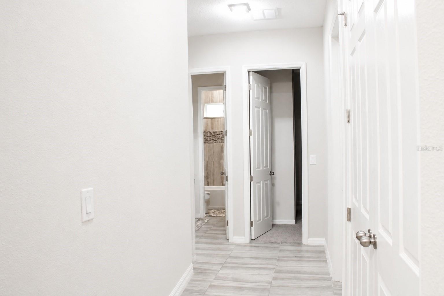 OXFORD CHASE - Residential