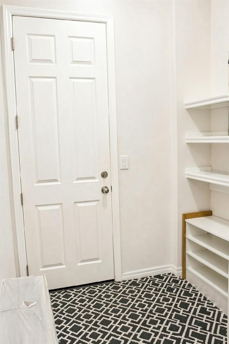 OXFORD CHASE - Residential