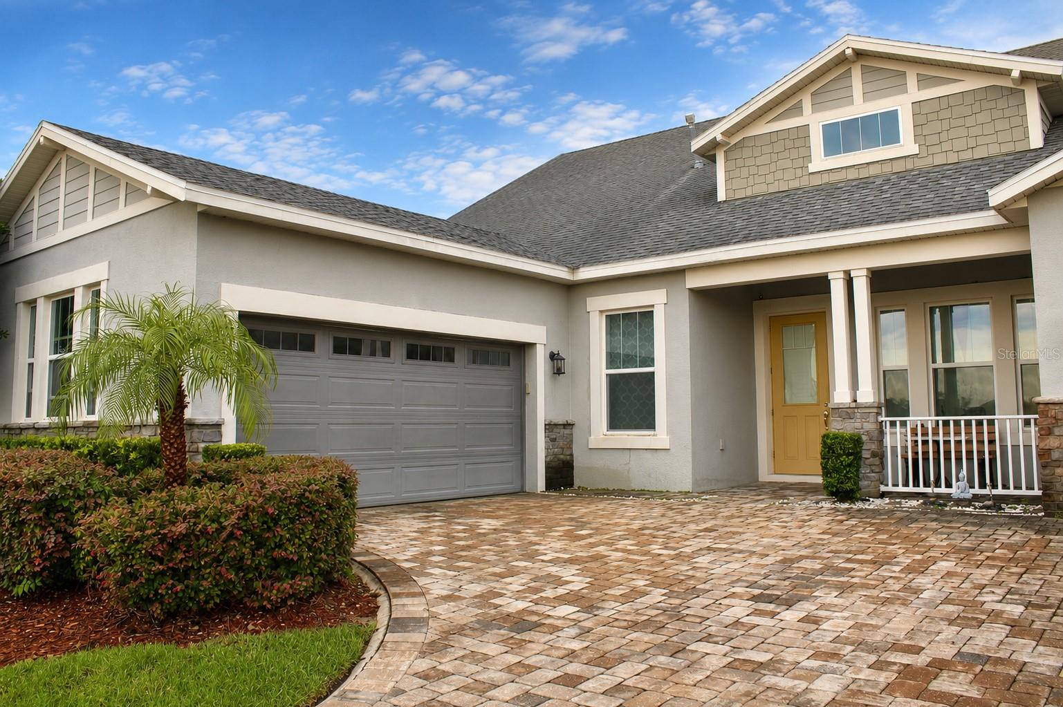 OXFORD CHASE - Residential