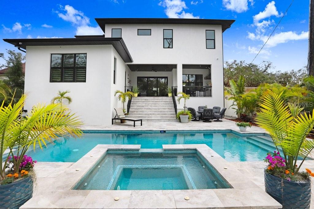SUNSET PARK - Residential