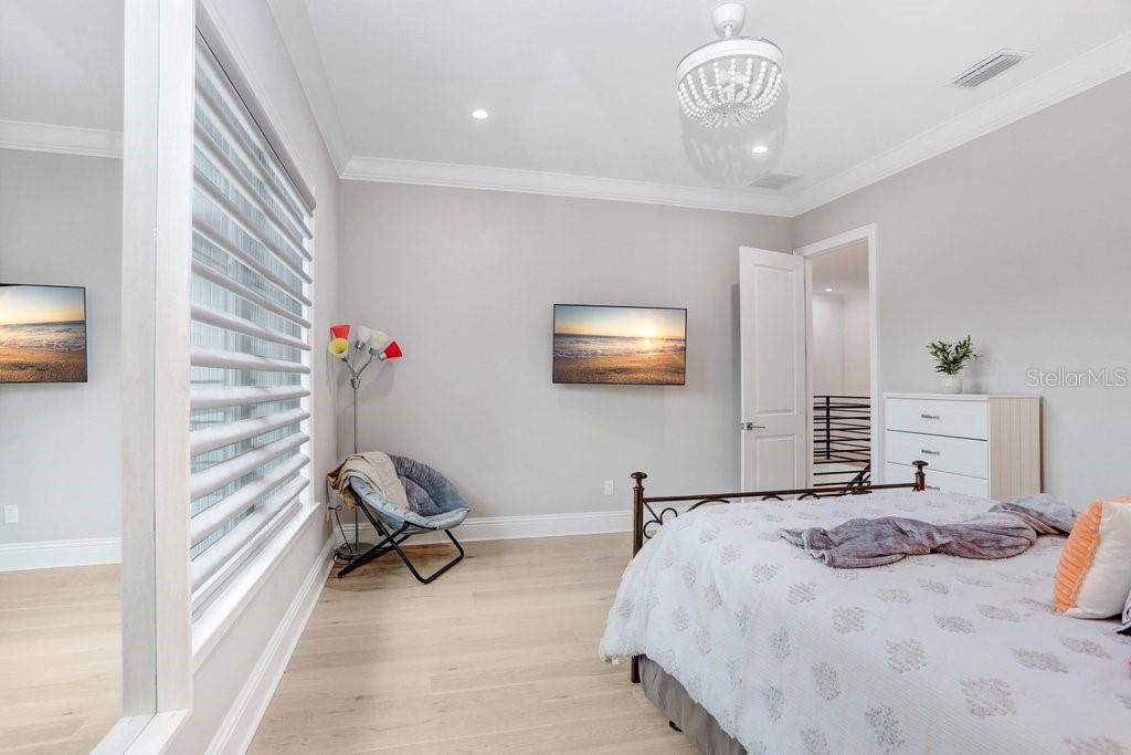 SUNSET PARK - Residential