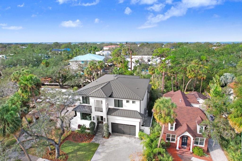 SUNSET PARK - Residential