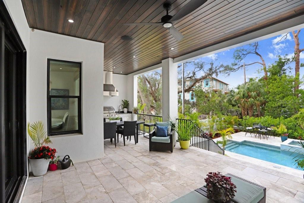 SUNSET PARK - Residential