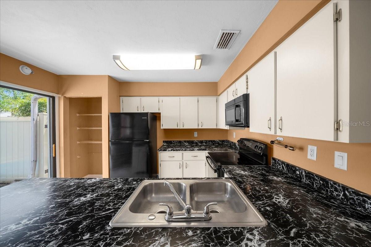FOUNTAINBLEAU ROYALE - Residential