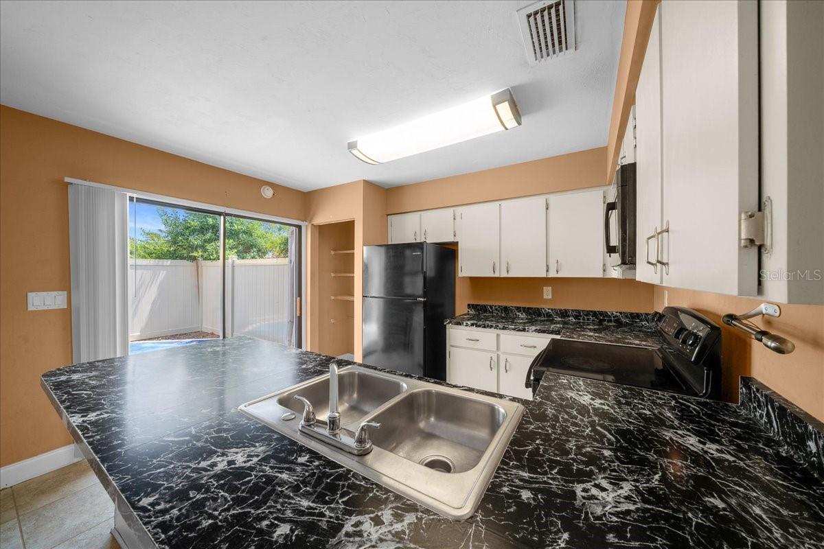 FOUNTAINBLEAU ROYALE - Residential