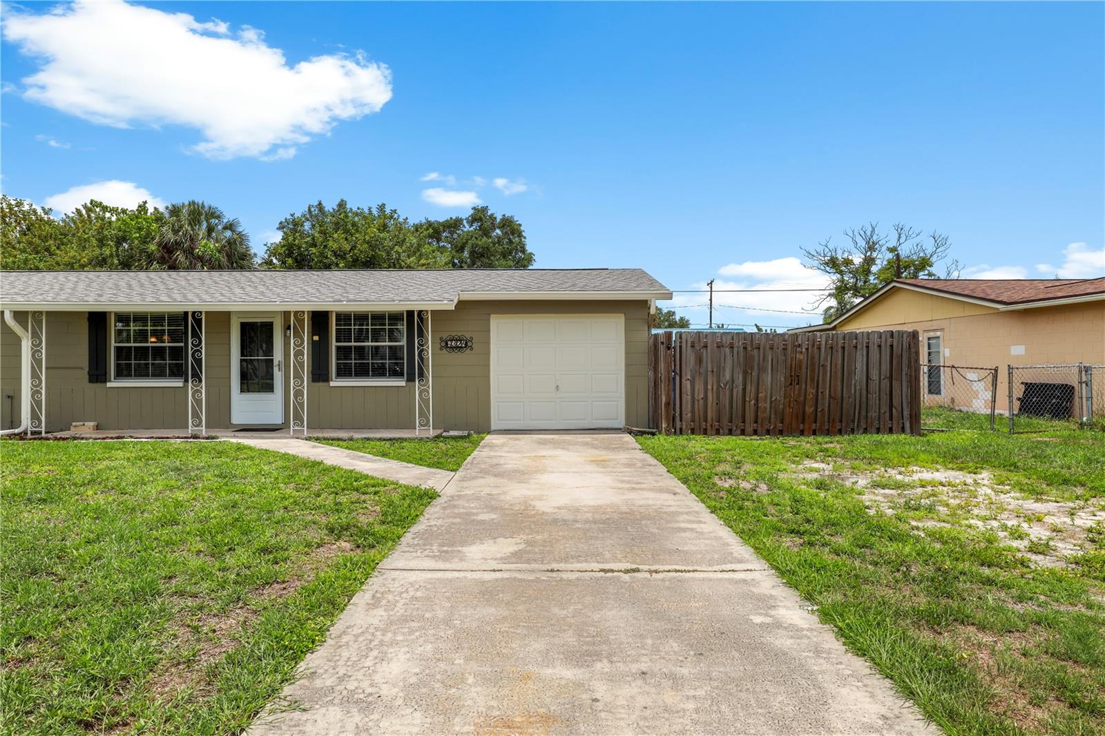 APOLLO BEACH UNIT ONE PT ONE - Residential