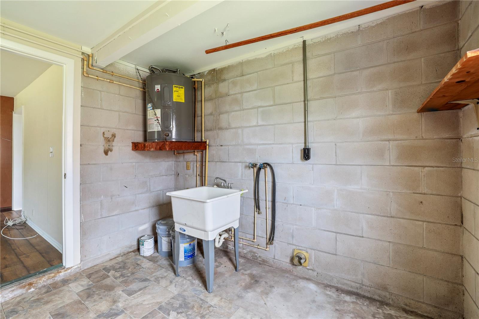 APOLLO BEACH UNIT ONE PT ONE - Residential