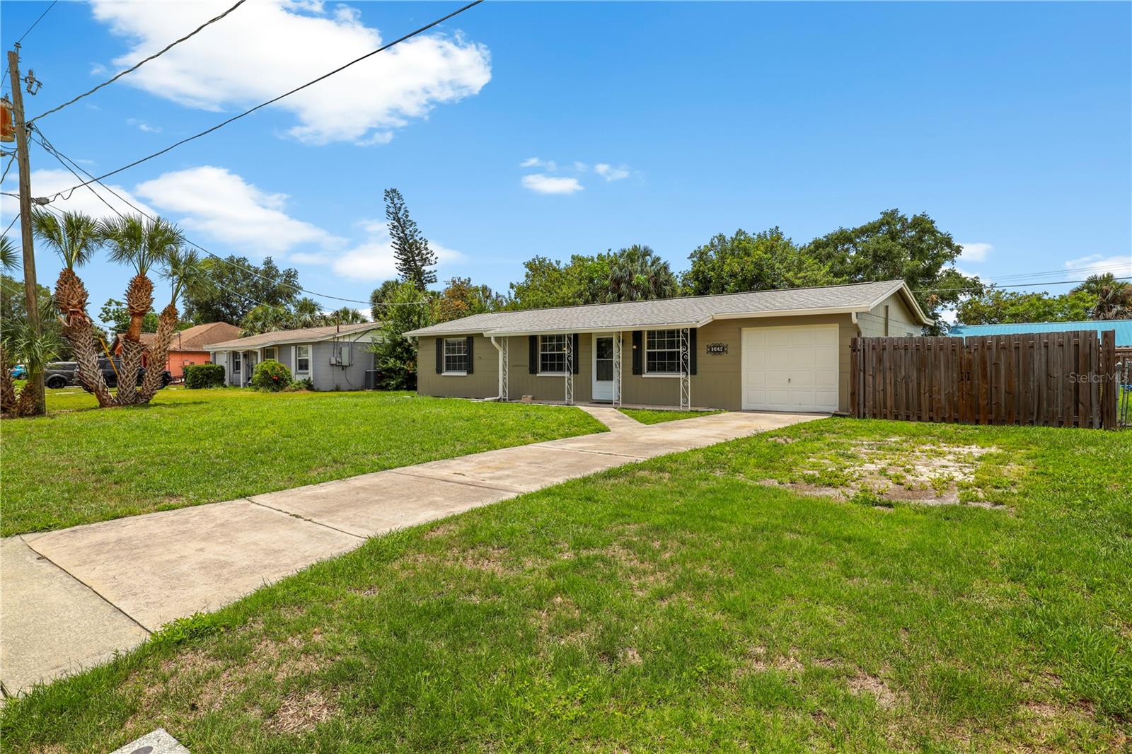 APOLLO BEACH UNIT ONE PT ONE - Residential
